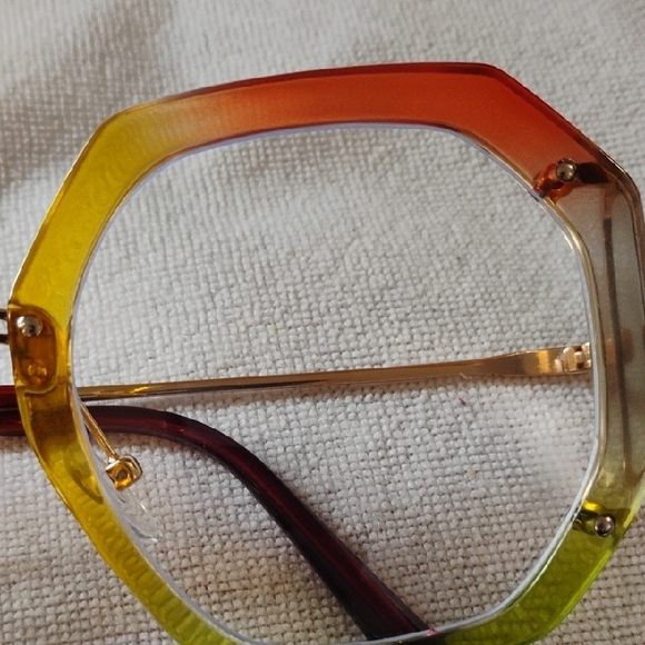 Multicolor Geometric Frame Glasses - Picture 2 of 10